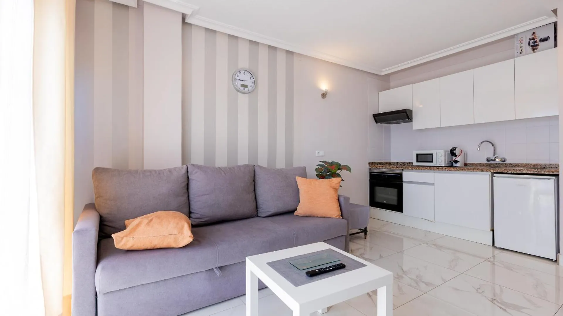 شقة Sweet Escape In Golf Del Sur, Ah332 With Heated Pool And Ocean View سان ميغيل ذي أبونا 0*,  إسبانيا