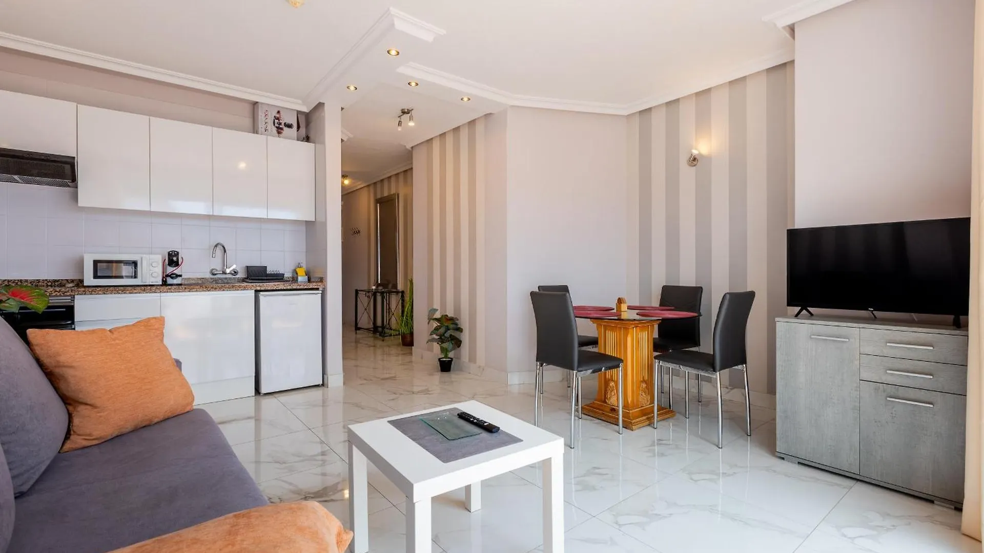 Sweet Escape In Golf Del Sur, Ah332 With Heated Pool And Ocean View Lägenhet San Miguel de Abona